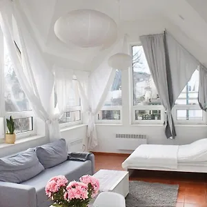 apartament-central-apartment.gdanskhotel.org/